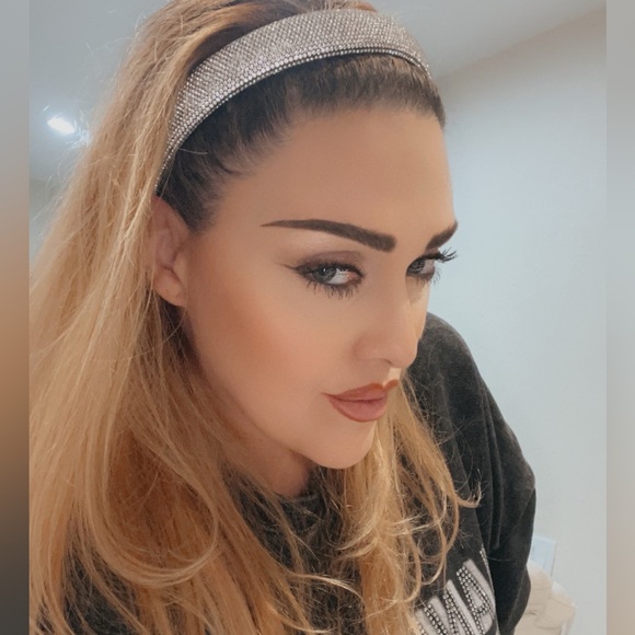 🤍Silver Bling Rhinestone Headband - Picture 5 of 6